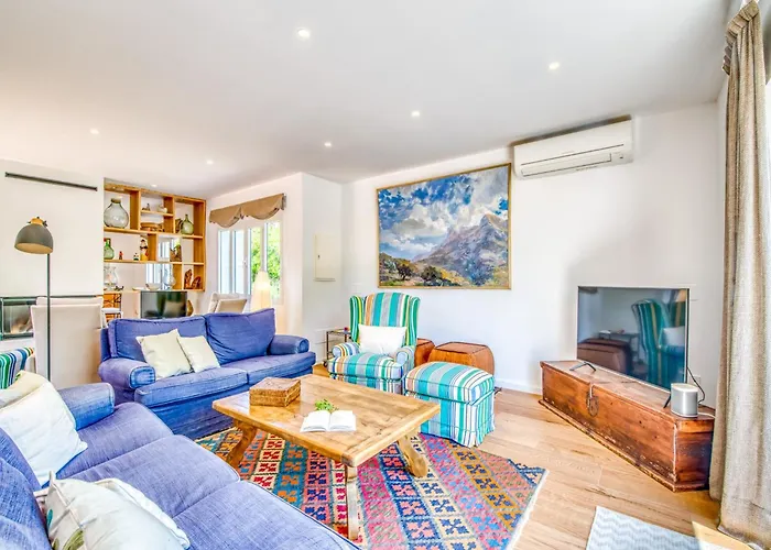 Holiday Home, 250 M From Beach