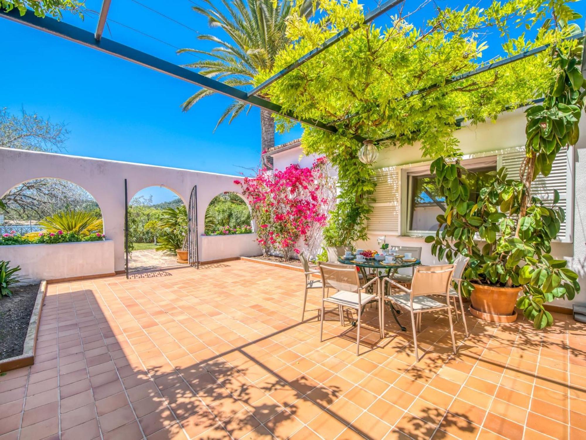 Home, 250 M From
